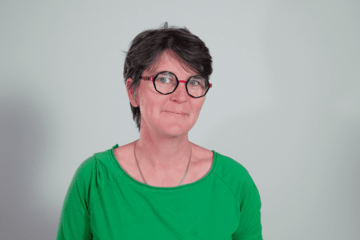 Photo de Cécile OTTOGALLI, amabssadrice de la Fête de la Science 2023 pour la région Auvrgne-Rhône-Alpes