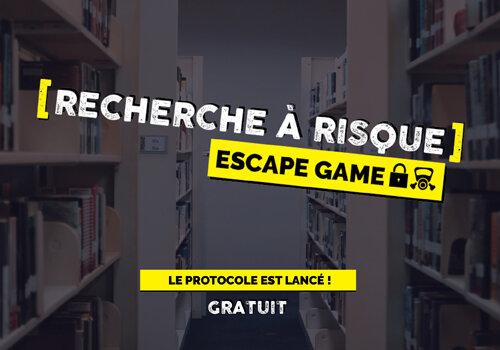 Image d'une bibliothèque avec l'inscription "recherche à risques, escape game"