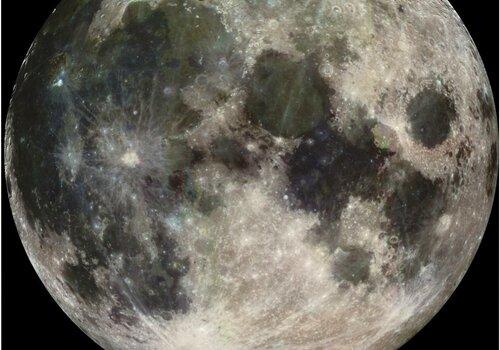 Lumières de Lune Exposition de la MCL réalisée par M. Radelet
