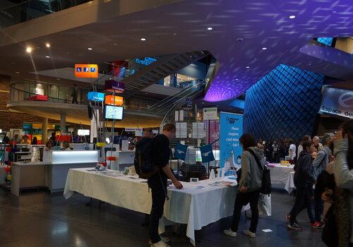 Village des sciences aux Champs Libres