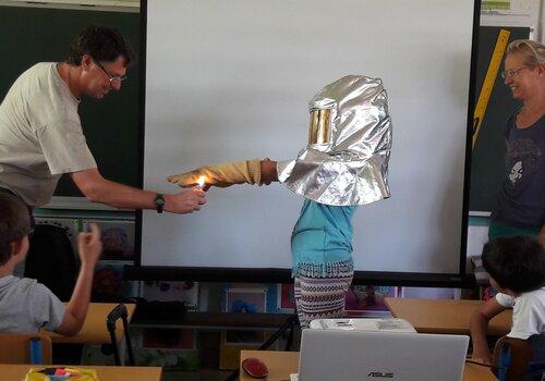 Un volcanologue en classe