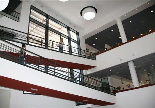 Médiathèque Albert Camus d'Antibes