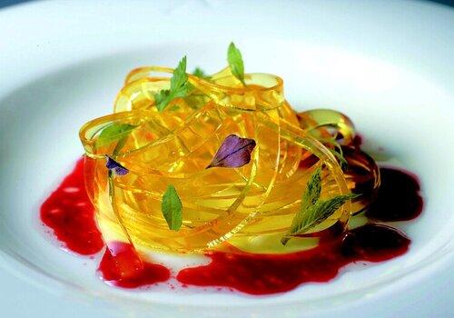 Nouilles de gélatine au safran