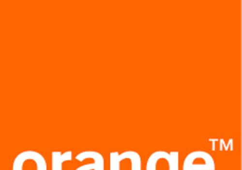 réseau 5G, intelligence artificielle et services aux seniors stand Orange