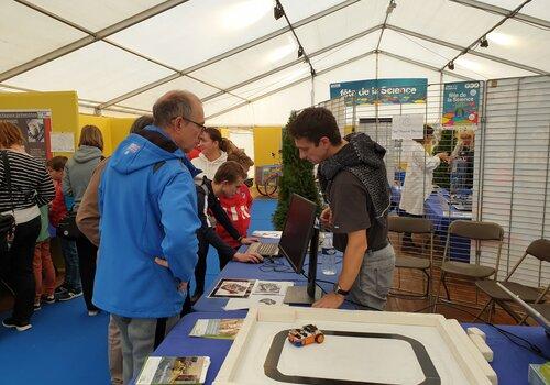 Stand au Village des Sciences d'Evreux 