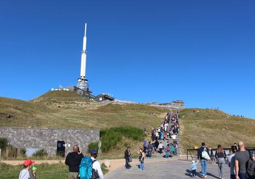 Sommet du puy de dôme lors de la Fête de la Science