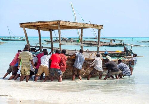 Des Hommes et des bateaux