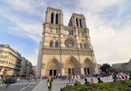 Facade de Notre-Dame de Paris