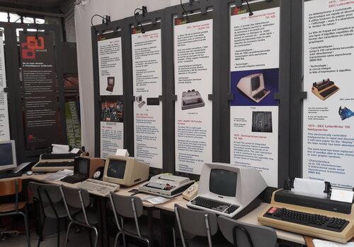 Histoire d'Interfaces entre l'homme et la machine Histoire de l'informatique grâce à une des collections les plus complètes d'Europe