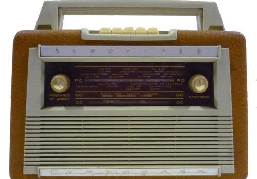 Poste de radio poste de radio