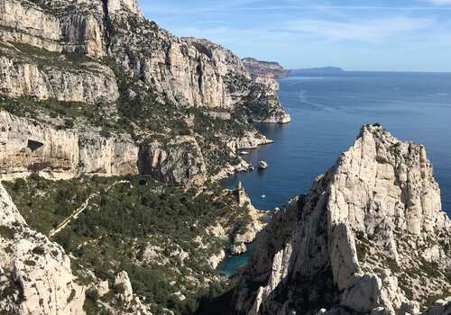 Image de la calanque de Sugiton