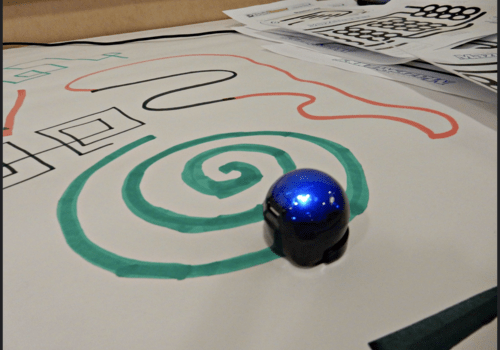 Pratiquer soi même la robotique avec Thymio, Cutebit, Ozobot Ozobot