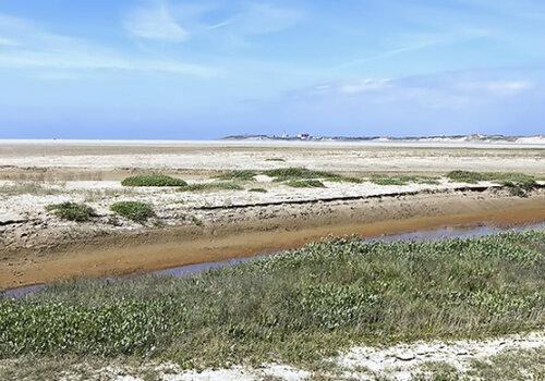 La baie ensoleillée Vue aérienne de la Baie d'Authie
