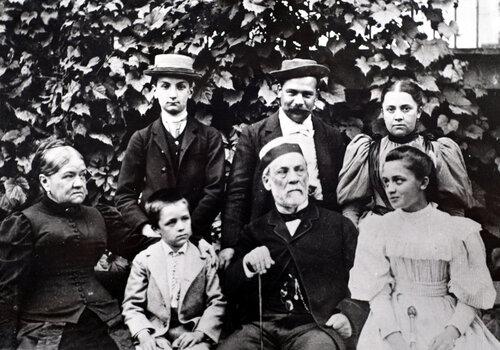 La famille Pasteur à Arbois en 1892.