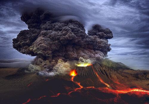 volcan en éruption