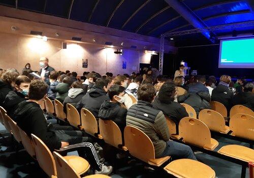 Photo de conférence au lycée Marseilleveyre