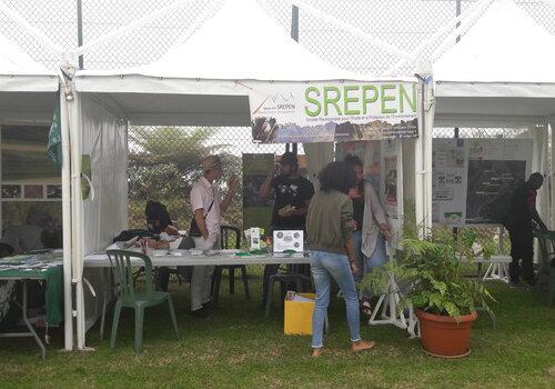 Exposition pédagogique sur les espèces exotiques envahissantes de la Réunion 