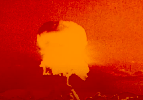 Image issue d'un film représentant une explosion