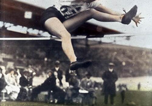 Fin XIXe à aujourd'hui, l'histoire des femmes aux Jeux Olympiques.
