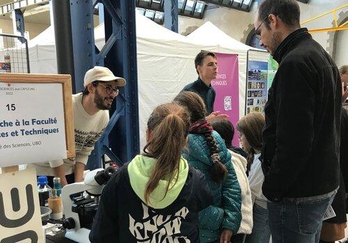Stand au Village des Sciences 2022
