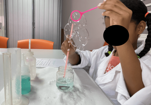 Chimiste en herbe Fabrication et découverte d'un produit en laboratoire