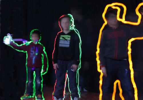 Light painting enfants équipés de led