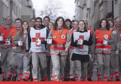 photo du personnel de La croix rouge
