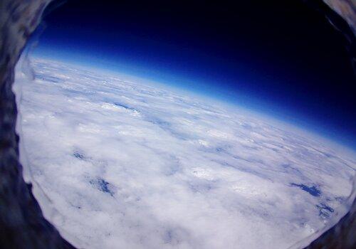 Vue depuis la nacelle Photo prise à plus de 15 km d'altitude