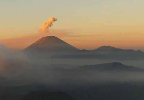Atelier A la découverte du laboratoire des volcanologues Volcans