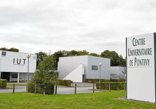 Site Universitaire de Pontivy - IUT et PFT Prodiabio Site Universitaire de Pontivy