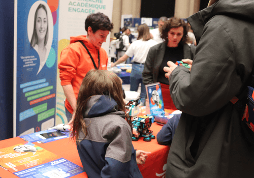 Stand Icam lors de la Fête de la science 2024 Stand Icam lors de la Fête de la science 2024
