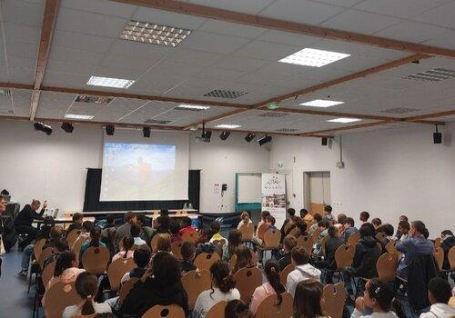 Conférence sur les volcans élèves niveau CM quartiers Nord