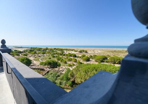 Sur le balcon du phare de l'Espiguette Vue du haut du phare - 27m de hauteur