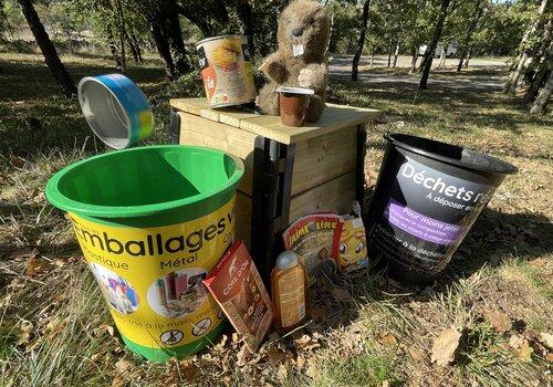 Mascotte et ses déchets