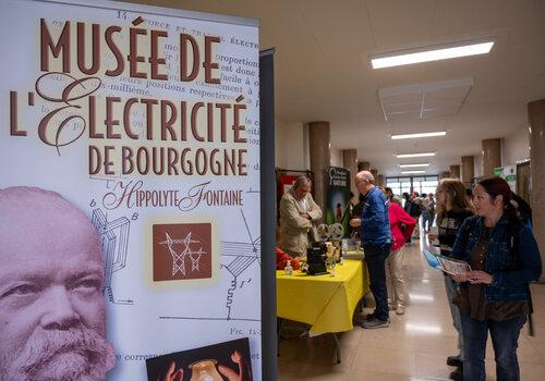 Pancarte musée de l'électricité