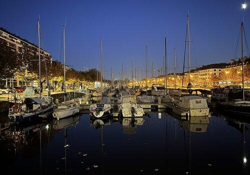 Port de Caen de nuit