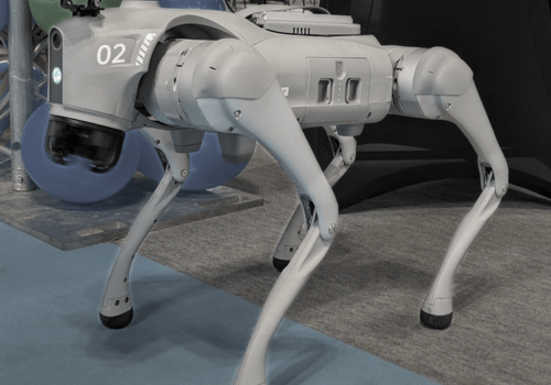Chien robot quadrupède