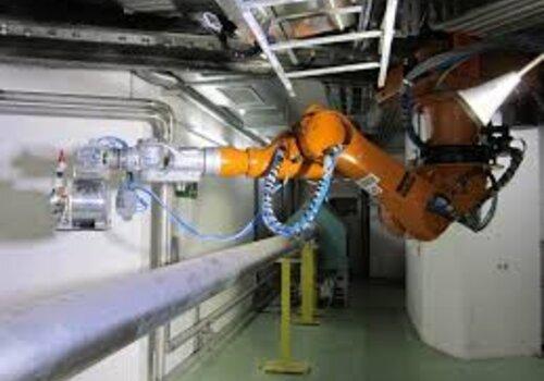 robot CERN