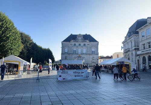 Place de la mairie , Mont-de-Marsan