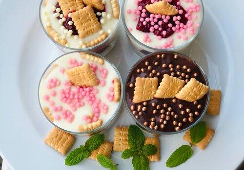 Préparation de bouchées sucrées pour ravir les papilles !