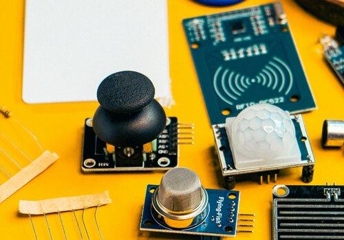 EEIJ Espace Electronique et Informatique pour Jeunes  