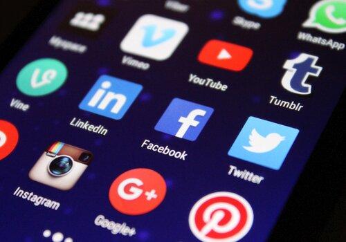 Réseaux sociaux