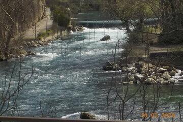 Fontaine de Vaucluse, photo prise par Garance (10 ans) lors d'une sortie sur le site