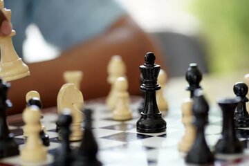 Echec et Math ! Echec: un jeu de reflexion