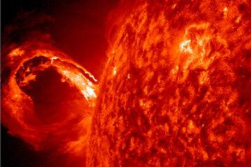 Protubérance solaire observée par le satellite SDO Protubérance solaire observée par le satellite SDO