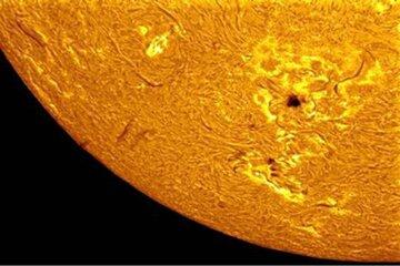 L'hélioscope d'Herschel à usage visuel (non photographique), permet d'observer en toute sécurité la surface du Soleil comme les taches solaires, les facules ou bien la granulation solaire.