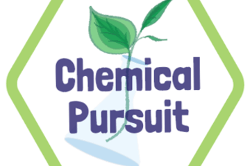 Logo du jeux-une tige avec des feuilles dans une Fiole conique en verre, le titre Chemical Pursuit en gras dans un hexagone vert