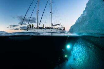 Goélette de l'expedition Under The Pole / WHY Goélette de l'expedition Under The Pole / WHY