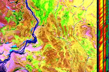 Projection bi-dimensionnelle d'une image hyperspectrale d'une région de la Terre prise depuis l'espace.