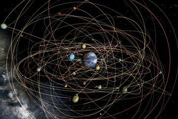 Une planète, accompagnée de ses 100 satellites naturels